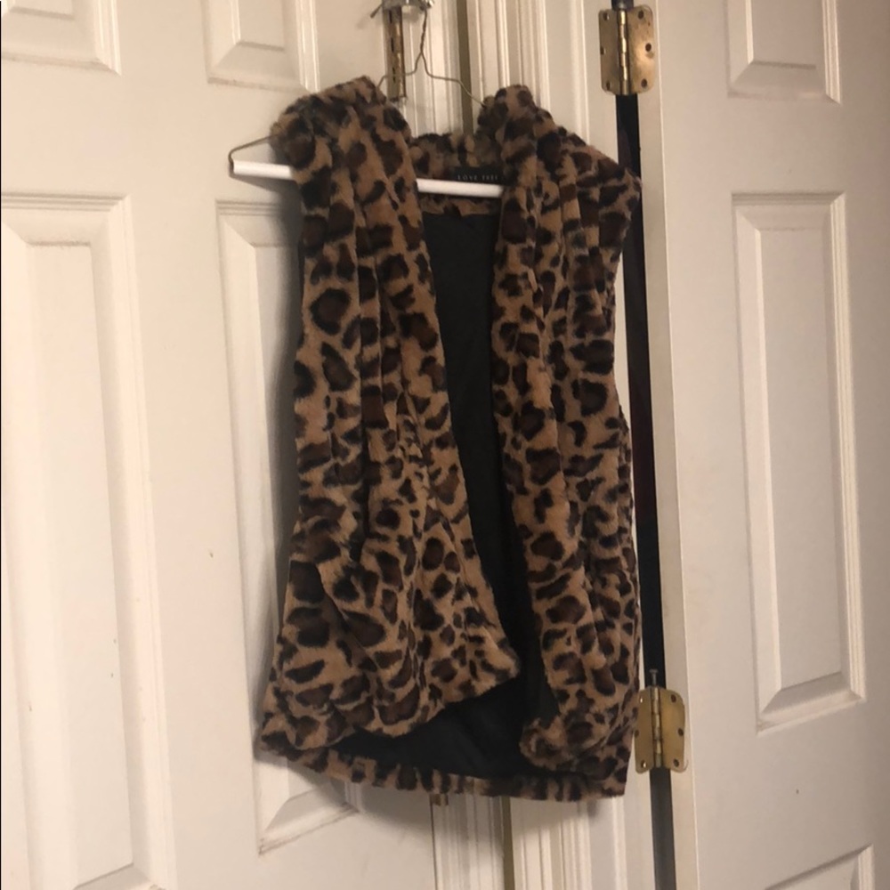 Leopard vest